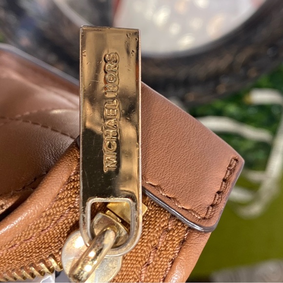 Michael Kors Brown Quilted Crossbody Bag - Picture 11 of 11